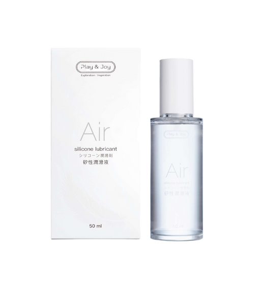 Lubricante Air Silicone de 50 ml junto a su caja, fórmula de silicona premium para una lubricación duradera y suave.